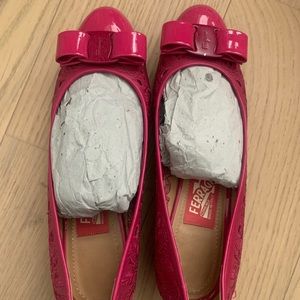 Salvatore Ferregamo vara 1 Patent Bow Pumps